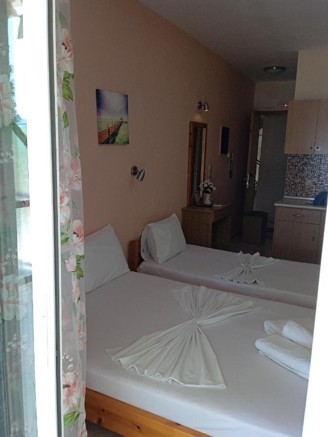 Poseidon Rooms Vrasná Exteriér fotografie